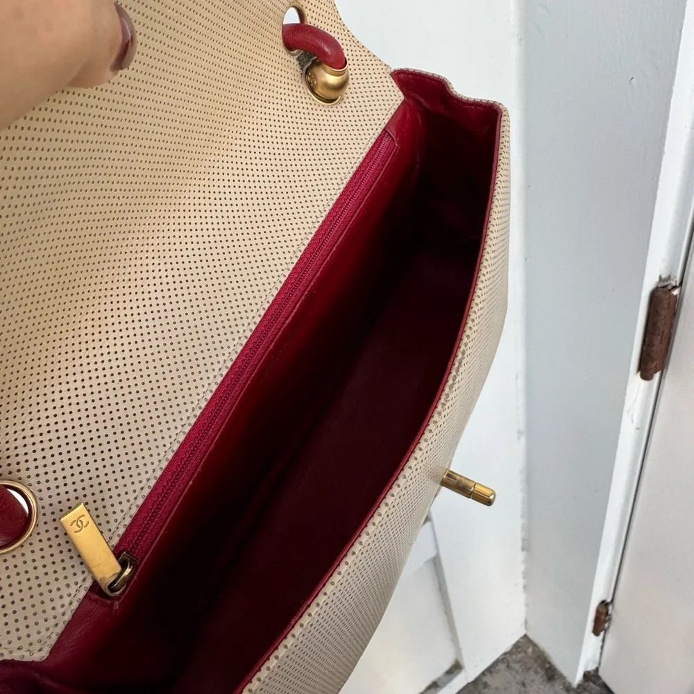 CHANEL Vintage Perforated Leather Top Handle Bag – Beige & Bordeaux - Picture 12 of 16